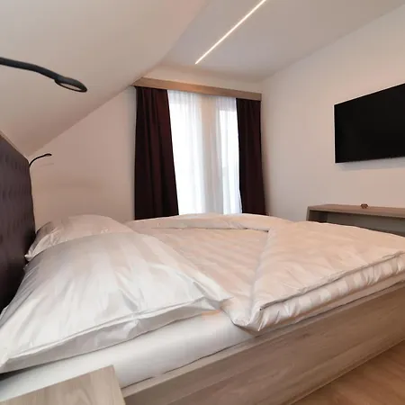 Village Loft *