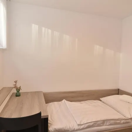 Village Loft Vendégház *