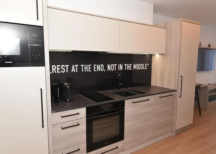 Village Loft بيت ضيافة 3*