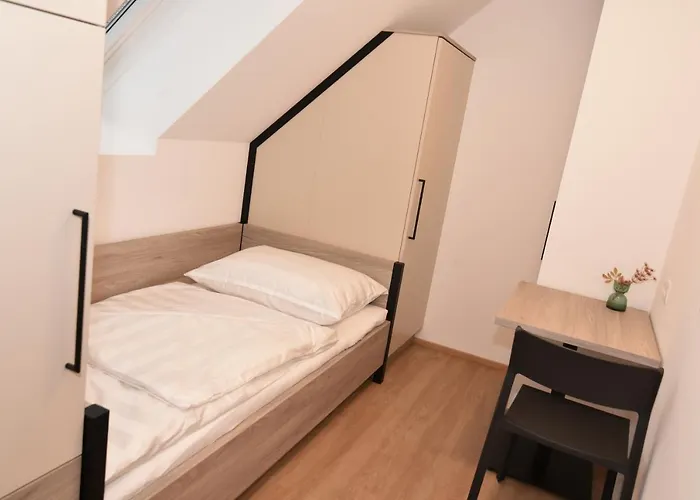 Village Loft بيت ضيافة 3*